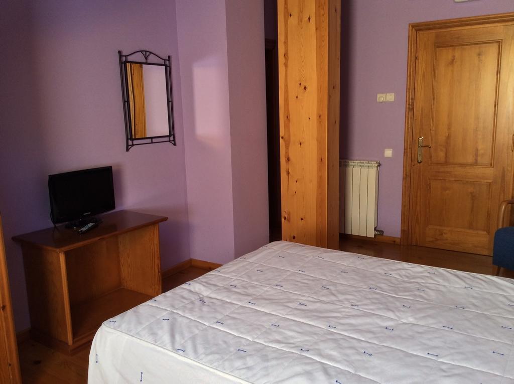 Hotel La Ribera Ribera de Cardós Pokoj fotografie